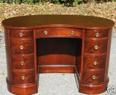 1940s Mahogany Sligh Furniture Kidney Shaped Desk Kidney Shaped Desk Vintage Furniture Makeover Antique Office Furniture