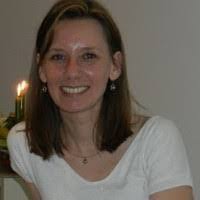 Emilie Campos's Instagram, Twitter & Facebook