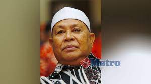 'keeper of god's religion'), was the eleventh caliph of the fatimids, ruling over egypt from 1132 to his death in 1149. Saya Terkilan Sedikit Saja