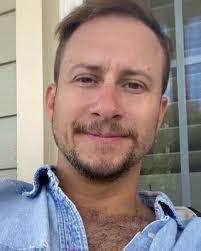 Nina Vandyke's Instagram, Twitter & Facebook