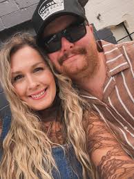 Fallon Frost's Instagram, Twitter & Facebook