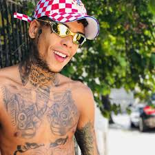Kressin kills the outlaws mc national vice president in indianapolis using an ak47. Brazilian Rapper Mc Kevin Falls Off Hotel Balcony As He Dodges Wife From Catching Him In A Threesome Act Artofit