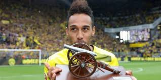 Since its founding in 1963, the bundesliga has been home to some of football's greatest goalscorers. Aubameyang Clinches Top Scorer Award German Bundesliga