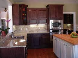 Tile Colors That Look Good With Santa Cecilia Granite Santa Cecelia Granite And White Cabine Trendy Kitchen Backsplash Diy Kitchen Backsplash Kitchen Remodel