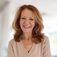 Beth Kenworthy's Instagram, Twitter & Facebook