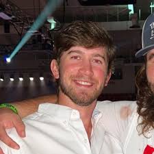 Brandon Chapman (@brandonchappy14)