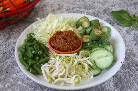 Resep Dan Cara Membuat Karedok Khas Sunda Yang Mudah Dibuat Dan Menyehatkan Ayo Bandung