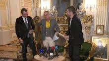 Gigi becali se mandreste cu meme! Becali Gigi Becali Gif Becali Gigi Becali Sign Of The Cross Discover Share Gifs
