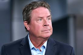 Inside the Ride: Antonio De La Rosa's Pacific-crossing SUP Super-craft