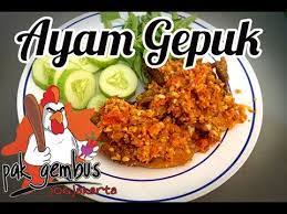 Sebelum ayam geprek jadi booming dan kekinian, ayam gepuk sudah muncul terlebih dahulu. Resep Ayam Gepuk Youtube