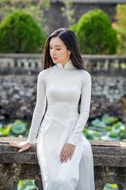 Image result for tranh anh đền đài viet nam