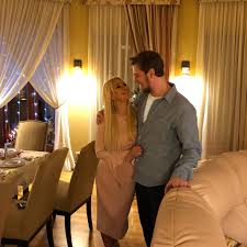 В 18 лет девушка стала мамой, родив сына своему первому мужу. Redkij Kadr Lera Kudryavceva Pohvastalas Vozmuzhavshim Synom No Poklonniki Foto Ne Ocenili