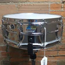 Ludwig No 400 Supraphonic 5x14 Aluminum Snare Drum With Pointed Blue Olive Badge 1969 1979 Reverb Vintage Drums Snare Snare Drum