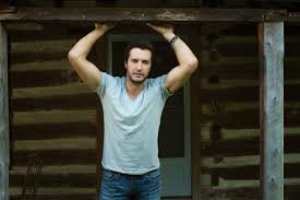 Luke bryan performs kick the dust up. Luke Bryan Kick The Dust Up Lyrics