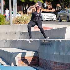 #leticia bufoni #skate #skateboard #skateboarding #pro skater #female skater #woman skater #california #huntingtonbeach. Leticia Bufoni Nike Skateboarding