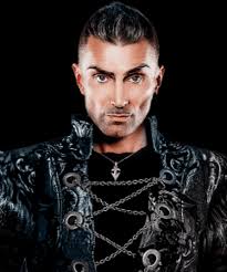 Aaron Crow, Performer