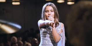 In the film, she sobs uncontrollably after finding a necklace her husband had bought for his mistress. Love Actually S Joanna Actress Reveals What Hugh Grant Is Like Irl