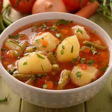 Cu multe legume, e o minune și caldă, dar parcă mai ales a doua zi, rece, direct de la frigider, însoțită de un modul de preparare este la fel de simplu ca la orice ciorbă fără carne. Cea Mai BunÄƒ CiorbÄƒ De Legume DupÄƒ O ReÈ›etÄƒ Foarte SimplÄƒ È™i RapidÄƒ