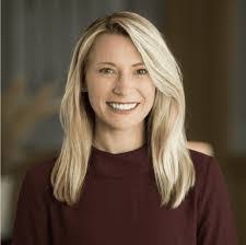 Trish Holt's Instagram, Twitter & Facebook