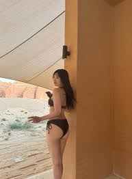 電視台女主播轉行AV界，女優山岸綺花曬比基尼照，大秀渾圓屁股蛋！ - Japhub － 日本集合
