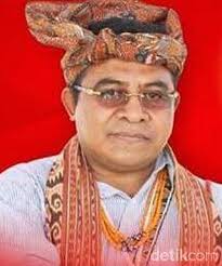 Jenazah Ray Fernandes Disemayamkan di Rumahnya