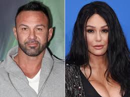 Jenni jwoww farley has reportedly called it quits with husband roger mathews, according to multiple outlets. Jersey Shore Jwoww Cries Over Custody Drama People Com