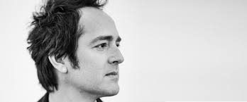 Emerson Hart pays tribute to the past with new solo album “32,000 Days”