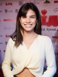 Michelle Andrade - Wikipedia