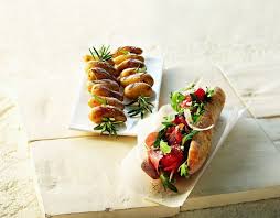 Brochettes De Grenailles Au Romarin Recette Brochette Pomme De Terre Grenaille Cuisine Et Vin