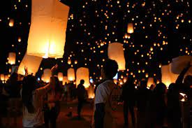 El significado de los globos de cantoya durante las celebraciones. Globos De Luz O De Cantoya Su Significado Ineventos Mexico
