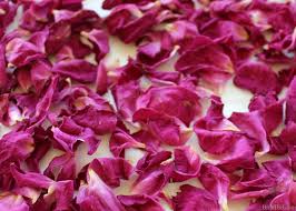 I tried the microwave method when i was testing the best practices for drying whole flowers. How To Dry Rose Petals At Home With No Special Supplies Bren Did