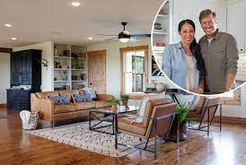 Fixer upper living room with fireplace ideas. 22 Living Rooms Every True Fixer Upper Fan Will Recognize