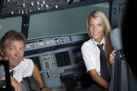 Embraer e190 sollen mittelfristig der einzige. Mcc