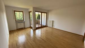 Wohnungssuchende können nach einer passenden immobilie suchen! 3 Zimmer Wohnung Zu Vermieten Moosbauerplatz 2 83093 Bad Endorf Rosenheim Kreis Mapio Net