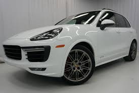 Edmunds also has porsche cayenne pricing, mpg, specs, pictures, safety features, consumer reviews and more. 2017 Porsche Cayenne Gts Stock La80089 For Sale Near King Of Prussia Pa Pa Porsche Dealer