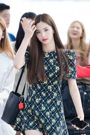 Female Idols Rock Cute Dresses Under 85 Usd Cute Dresses Dresses Stylish Dresses