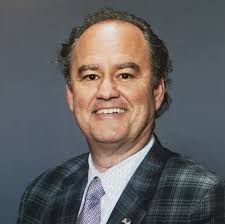 Donna's Edge with Host Donna Feazell