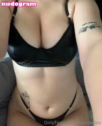 thesexclexxx  thetaylorxmichele Nude Leaks OnlyFans Photo 6 - v2.1 |  dvir.ru