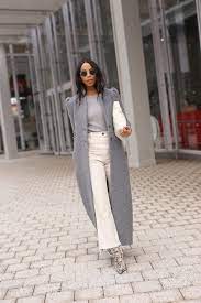 The Fashion Girl Way To Style White Jeans For Winter In 2020 White Jeans Winter Fashion White Jeans Outfit