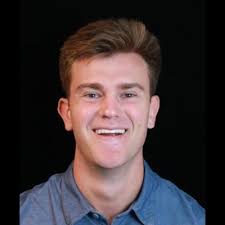 I am thrilled to announce I have accepted a position at UT Southwestern  Medical Center in their multi specialty ICU as a new graduate registered  nurse beginning this July 2022! I want