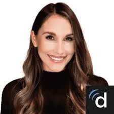 Amanda Flory's Instagram, Twitter & Facebook