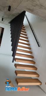 See how you're doing in key financial areas and get a plan to help raise your score. Kragarmtreppe Mit Harfengelander Stahl Kragarmtreppe Schwebende Treppe Gelander