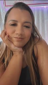 Lillian Rose's Instagram, Twitter & Facebook