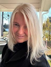 Ruthann Martin's Instagram, Twitter & Facebook