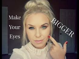 Having Big And Clear Eyes Can Mean All The Difference Here S How To Make Your Eyes Look Bigger And Brighter Oh Make Eyes Bigger Eye Makeup Tips Beauty Hacks