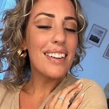 Mel Small's Instagram, Twitter & Facebook