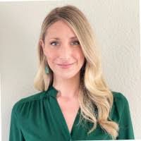 Nicole Pelzer's Instagram, Twitter & Facebook