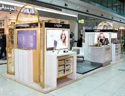 Pin By Shaikah Q On Casual Leasing Kiosks Kiosk Design Retail Furniture Retail Design