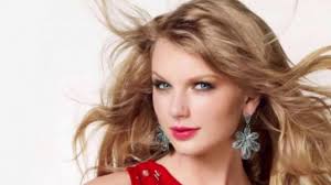 Miley cyrus is one of the top female english singers. Top 10 Most Beautiful Female Singers In The World Youtube