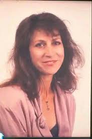 TrownBackFriday Hilda de Kock #7Delaandailygossip